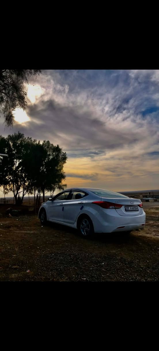 السلام عليكم افانتي2013 ادوات محرك كير شرط تخم تاير متومه سليمانيه  طبق ال اصل مكاني جنوب الموصل سعر هيا ورقام50بدون رقام45
رقمي ***********
