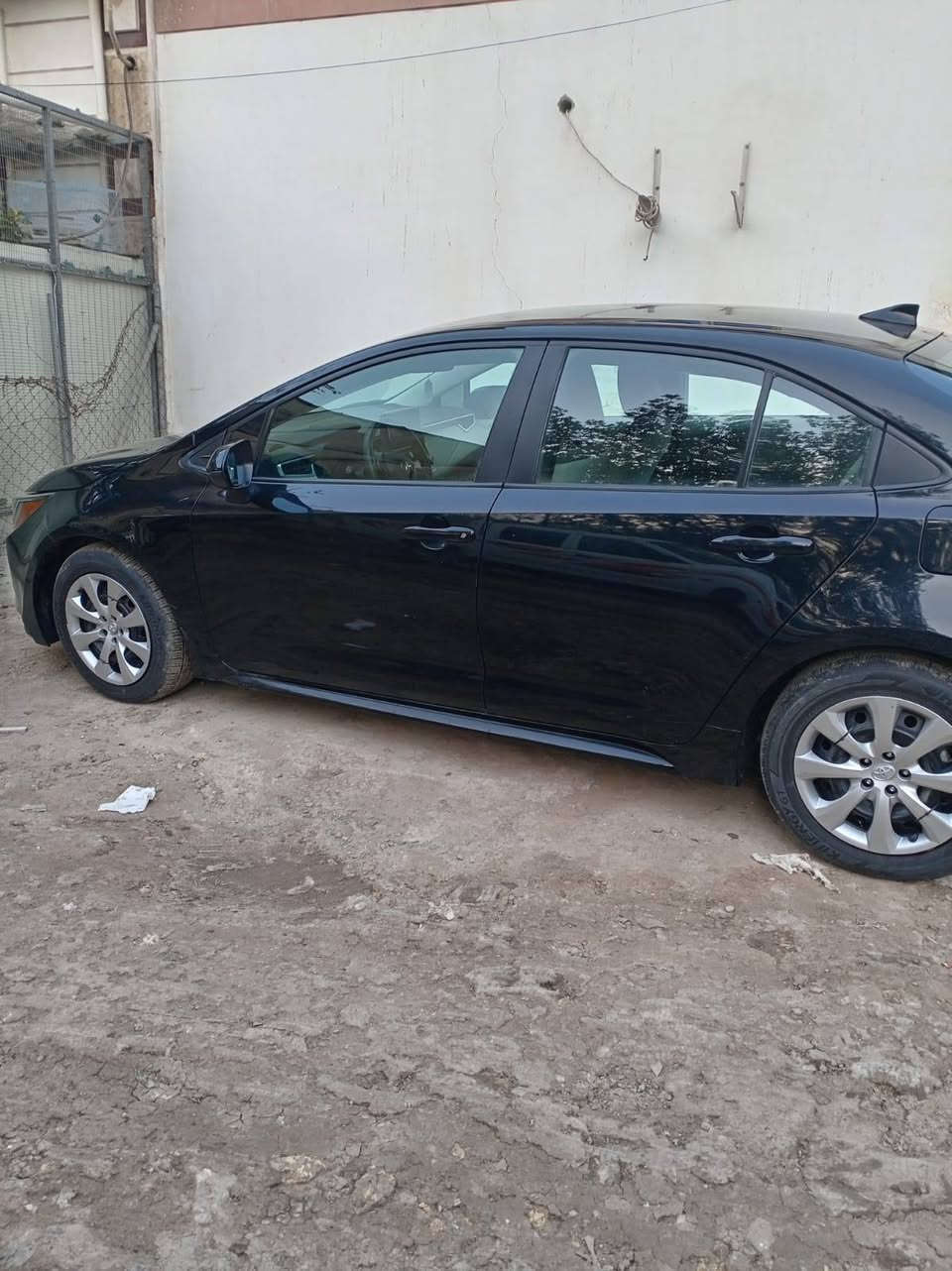 سلام عليكم
كورلا 2024للبيع ((معوقين)) 
سياره نظيفه 100/100
احلى من الصور 
للستفسار اكثر اتصل 
***********
