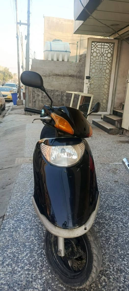 السلام عليكم دراجه سبيسي ياباني للبيع
مبدل رنكات فقط دراجة مال بيت حلوه مكينة ناعمة  السعر 400 وبيها مجال مكاني بغداد حي البتول 
للأستفسار ***********
