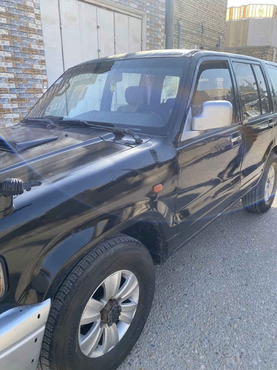 سلام عليكم
شباب سياره ازوزه تورباين ياباني 
مديل 1993 معمره سياره 
بيباب كصه 
حداديه جديده خلفي امامي 
زوج تيرات جديد امامي 
مكينه بطه 2500 كفاله 
كهربيات كله شغاله 
سعر 55 وبيه مجال لشراي 
خوان مو شراي لا يتصل 
***********
