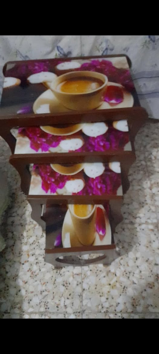 السلام عليكم تخم للبيع ٥ قطع ١٠ نفرات كما موضح بالصور *********** حي الفرات مع طبلات شراي تعال خاص او اتصل
