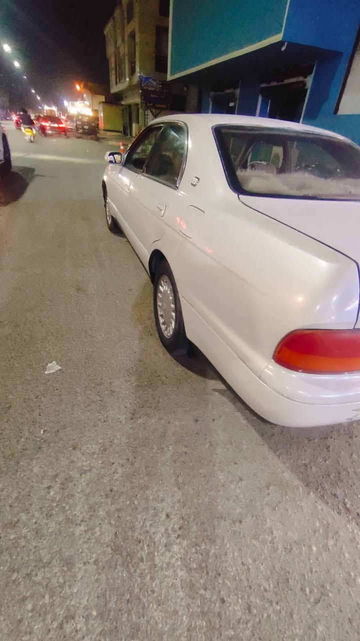 السلام عليكم سياره بطه متصل  موديل 90
مكينه وكير كفاله وبعدهن عل سحك حداديه تخم تاير مكفوله من كص ونقل  مشروع وطني بسمي  الرقم الجديد ديالى  الشراي يتصل ***********

المكان واسط سعر60 وبيه مجال
