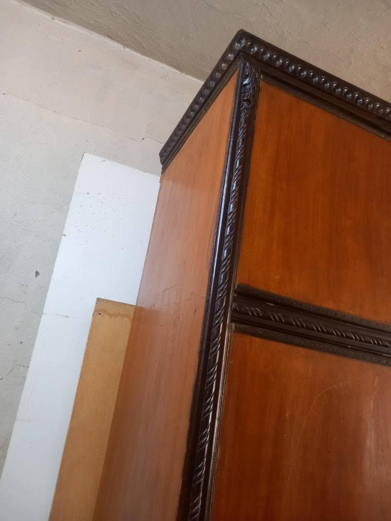 كنتور مستعمل 4باب ملحق صاج الداخل عادي الظهر معاكس عاديالقياس عرض مترين و48  سم الارتفاع مترين ونص  العمق 60 سم  السعر ب 275 وبي مجال العنوان بغداد الكرخ تقاطع درويش البياع شارع البداله الانتصارسوق اميمه فرع مجمع الرازي ع اليمنه منتصف شارع ع اليسرى خلف مي اور
***********
*********** بغداد, العراق
