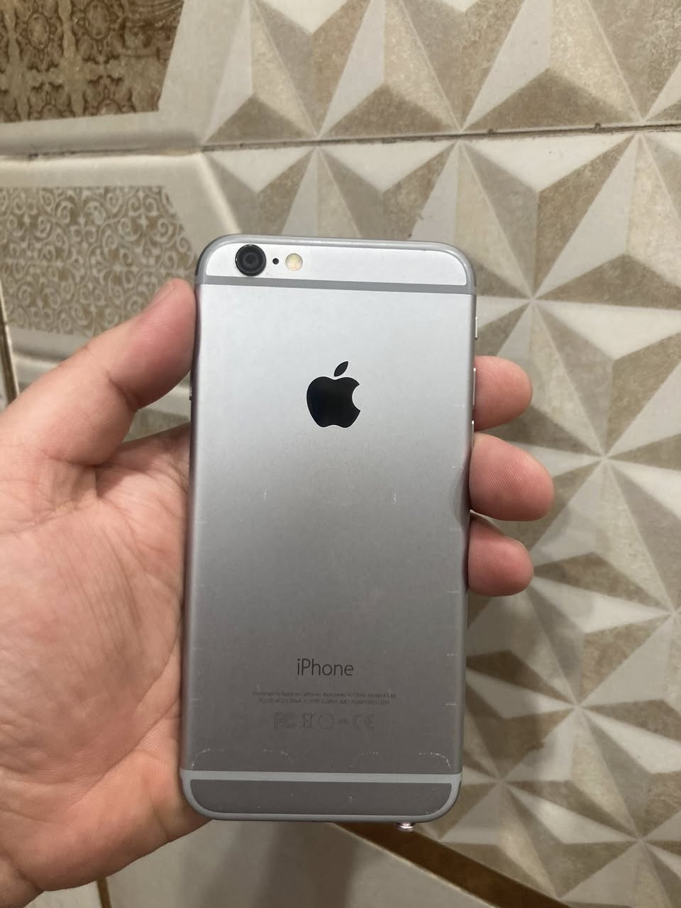 جميع الاجهزه ريجن ياباني يشتغل فقط نت
سيم كارت قافل ياباني 
ايفون 6 نظيفات القطعه 65
ايفون 6 قافل ايكلود نظيفات ابيعه شاشه بطاريه القطعه 25
ايفون 6 طافي نظيف عطل بطاريه القطعه ب 20
ايفون 5s قافل ايكلود القطعه 25 ابيعه شاشه بطاريه 
ايفون 5c قافل ايكلود ابيعه شاشه بطاريه 25 القطعه 
ايفون 5 عادي شاشه بيها كسر شغال القطعه ب 15
ايفون 5se قافل ايكلود القطعه ب 25 ابيعه شاشه بطاريه 
ايفون 4.4s القطعه ب 50الف 
ايفون 4.4s الاسعار من 30 الى 50 الف حسب النظافه 
قطعه غيار متوفره ايفون 4.4s.5.5s.5c.6.
كيبل شحن ايفون 4 متوفرات 
يوجد توصيل 
للحجز خاص او واتساب ***********
