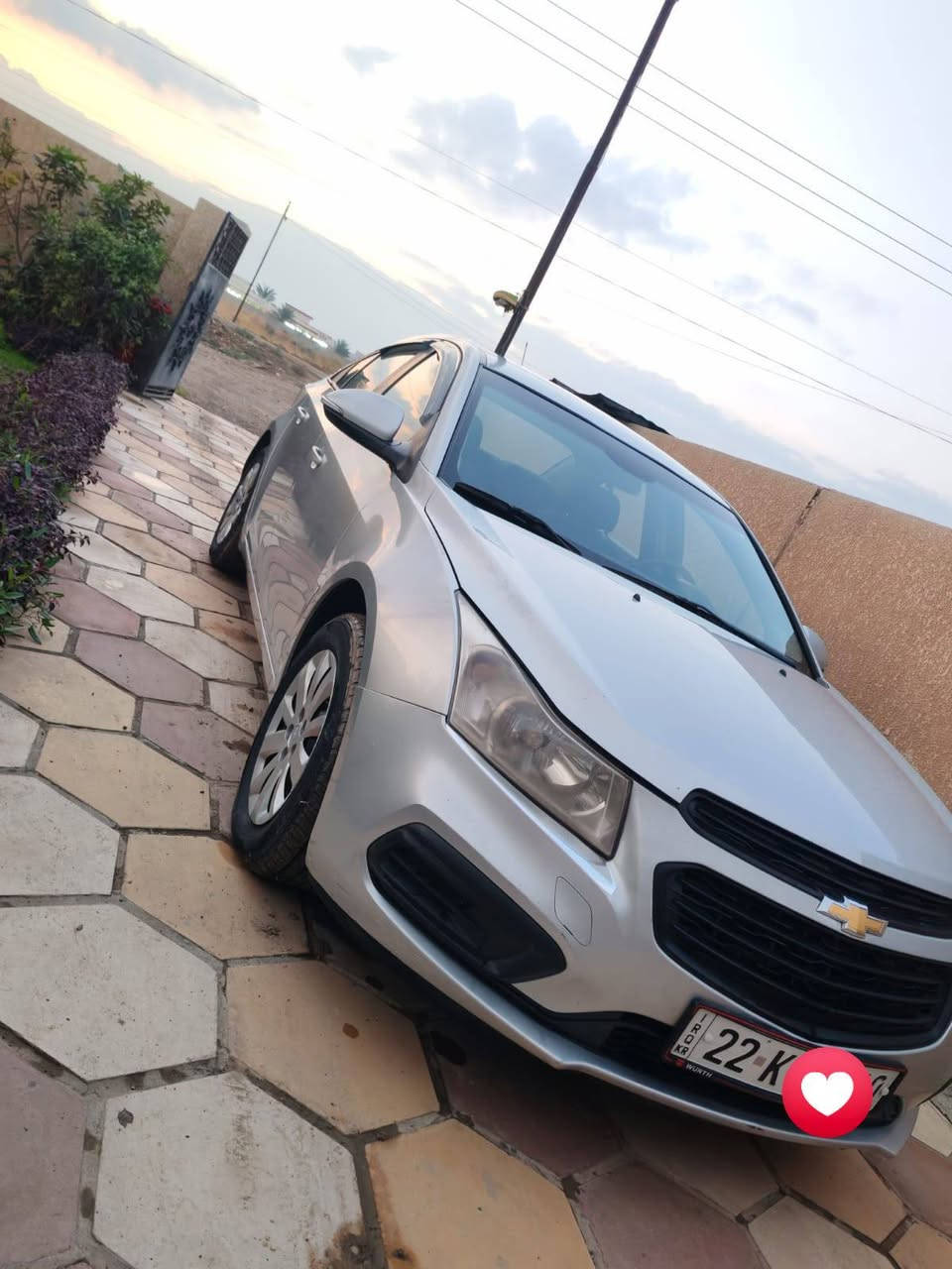 شوفرليت كروز ٢٠١٧ خليجي
مكينه حاوية جديد 1800المرغوب، ،كير مكفول

صدر امامي خلفي جديد. تخم تاير جديد

تبريد تدفئه

مبيها اي نقص متعوب ومصروف عليها هواي
 ترايها يخبل  ناعمه وين متريد 

صبغ فقط جاملغ وباب امامي بدون تعديل او ضرر فقط رش

السعر ٩٤ بي مجال بسيط

وكاله عامه بسمي

تريد تحويل تريد وكاله عامه باي وقت حاضر

مكاني ديالى بعقوبة

***********
