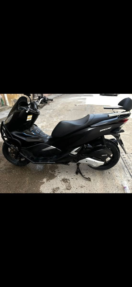 دراجة PCX
جيل ثالث وارد كوري

درع اصلي وتجوة ستيل اصلية + مرايات

تدفئة يدات حساس ازدحام 

دراجة خير من الله تتعب بمواصفاتهه

ماشية 27 الف حقيقي 

دهن موتل بانزين محسن فول فول الدراجة شغل واطلع اي نقص مابيهه السعر 14 ورقة مكاني بغداد  البيروتي


**إذا كنت صاحب هذا الإعلان وتريد حذفه لأي سبب، رجاءا أرسل رسالة إلى الدعم الفني**