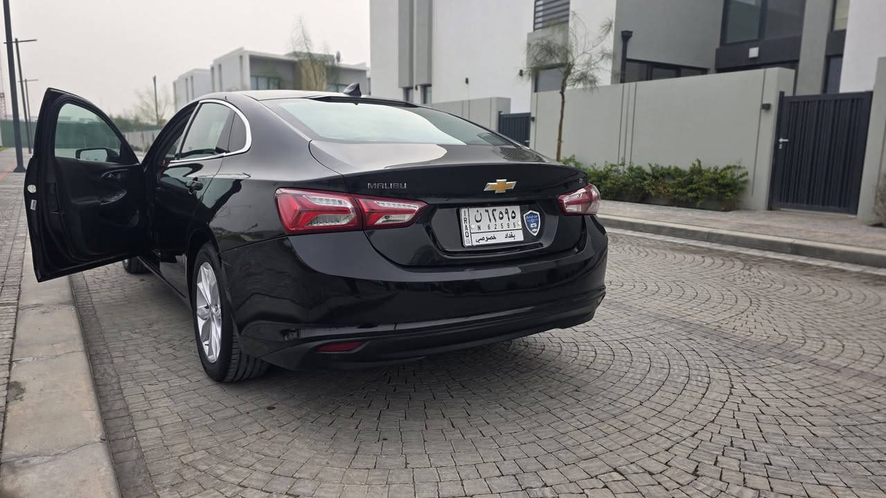 ماليبو 2019 لون اسود للبيع
محرك 1500 تيربو
بانوراما طكتين 

رقم بغداد باسمي

حادثها الجاملغ الأيمن الامامي والجاملغ الخلفي خلف السائق

سيارة نظيفة جدا

مكفولة من الغرق

كير محرك تبريد كهربائيات كفالة عامة

كشن السائق كهرباء

تدفئة كشنات امامي

تبريد قطعتين

مناخ منفصل

كامرا دوارة

السيارة جاهزة من كلشي

تايرات تخم كوري جديد

حدادية جيدة

دهن كله اصلي آيس ديلكو من شركة المنصور

بانزين محسن

ادامة دورية مستمرة

السيارة مسويلها بوليش عام وحمام داخلي 

السيارة ماناقصها شي والواقع احلى من الصور

مكانها كربلاء

سعرها 11.500$ 

*********** للاستفسار الاتصال او واتس اب
