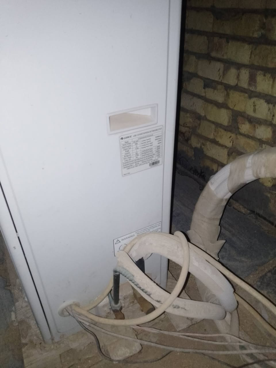 سبلت Gree
3 طن نظيف كلش شرط الشغل تجي تفحص والسعر مليون و300 وبي مجال للشراي
رقمي ***********
