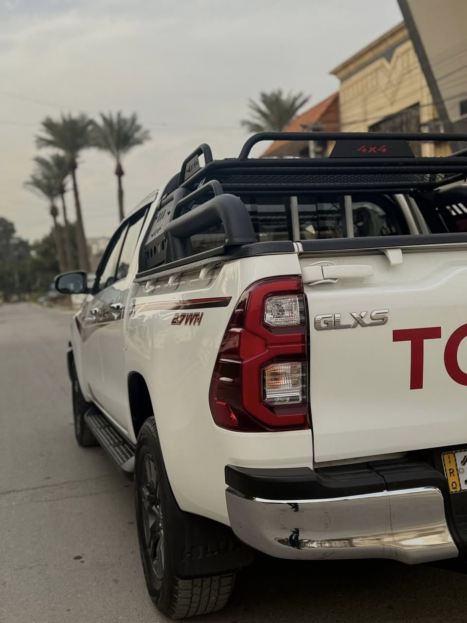 هايلوكس فور ويل
بشرط ع تايرات شركه
بيع مستعجل
كفاله
موديل٢٠٢٢كويتي فول
فول مواصفات 
ع وضع الشركه بشرط بعدها بفابلون شركه
ماشيه اقل٢٦الف 
رقم بغداد مييز  بسمي مشروع وطني
مواصفات
بصمه
فور ويل
بنيد جكات 
صندوق جكات 
ثلاجه بلجكمجه
دبل ايرباك 
داخل احمر
مثبت سرعه
نضام ايكو
تبريد قطعتين
تحكمات ستيرن
جهيتين شاشة جبيره
كامره 
درع امامي خلفي
 فورويل 4x4
سياره مدوشمه دوشمه كامله كشنات 
تحويل مباشر السيارة جديد 
كفاله عامه حته حداديه ع وضع الشركه 
سبير والعده ع وضع الشركه 
سونار مع منشور فيديو مع منشور سونار جديد يجي هم يسوي سونار
رقم الهاتف ‭***********
العنوان طالبيه قرب فلكه ٨٣
كفاله عامه
