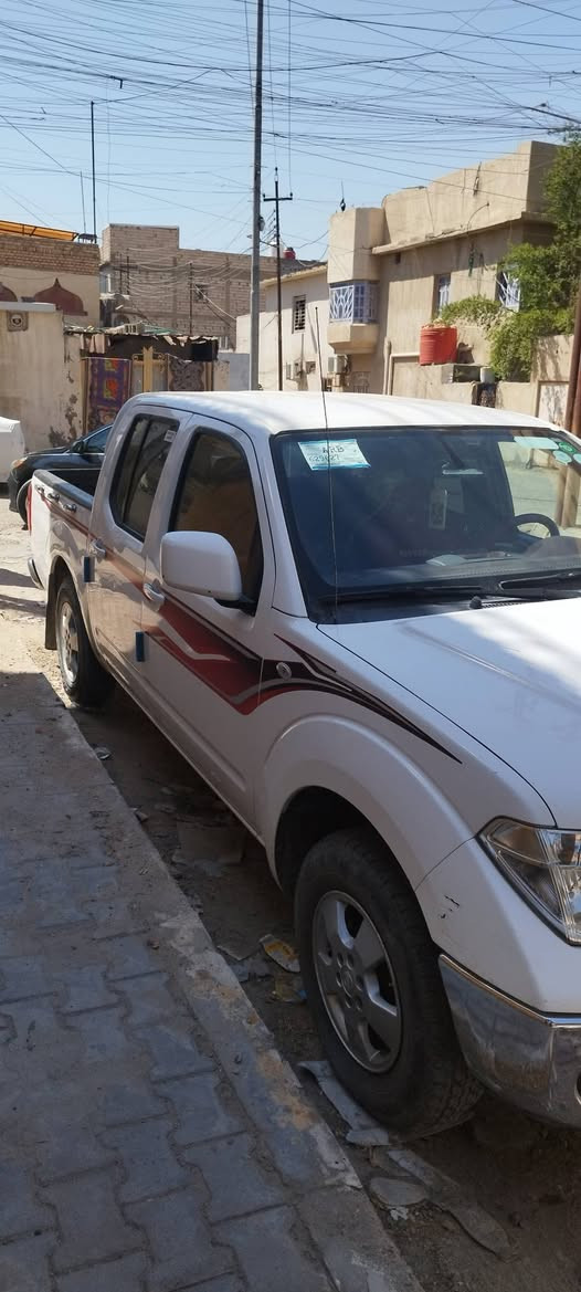 السلام عليكم نيفاره موديل 15 اربيل رقم جديد محرك مفتوح بيه مكانات بارد بيع أو مرواس بسياره صالون السعر 125 وبيه مجال *********** البصره
