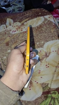 الاجهزه اثنين للبيع الواحد 50,000.... 07853507690