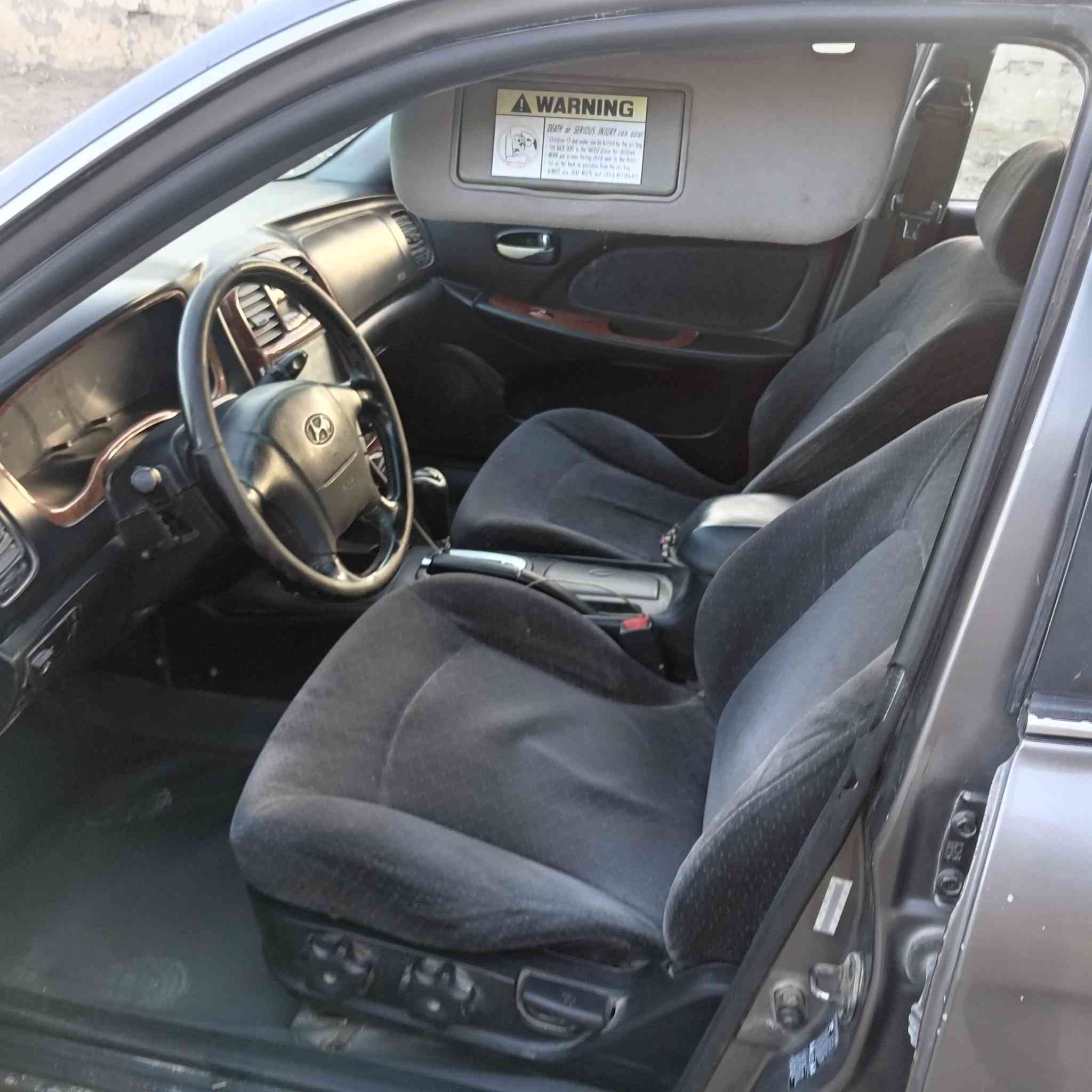 سلام عليكم سوناتا وفود موديل 2004 اصل بانزين سياره رقم بغداد مشروع وطني تحويل سنتر الوك ريموت شاشه كامره تخم تاير حداديه امامي خلفي جديده من ابو عراق السلطاني قبل ثلاث ايام شديته ماصدات جدد كهربائيه كله شغاله وكله على وضع الشركة ليبل واحد سياره كله مكينه اربعه سلندر نوزل وسياره شاديله منضومه غاز يعني انسه صرف البانزين سياره سستم سماعات تحكم ستيرن داخل جديد وعلئ وضع الشركة سياره ضربته جاملغ امامي جهته السايق سياره وارد أمريكي سياره جاهزه مجهزه بس بيه جراد مكاني بابل السعر 53 ***********
