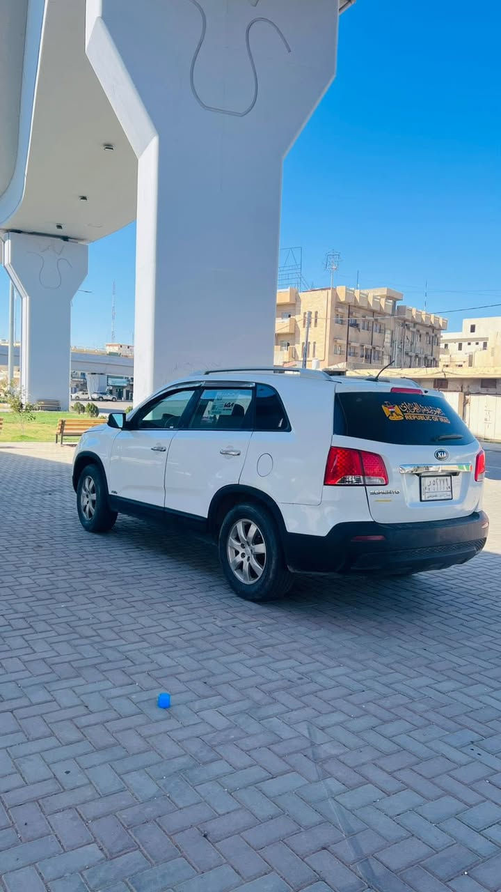 سلام عليكم سيرنتو موديل 2011 للبيع او مراوس
وارد امريكي

 مشروع وطني سنويه بأسمي لل 2028

محرك شرط 4 سلندر 

كير شرط 

صدر نص عمر 

تبريد ثلج 

تدفئه نار 

سياره بيهه 5 قطع والسونار مرفق بلمنشور 

مكاني تكريت 

السعر (98) وبيهه مجال قليل 

***********
