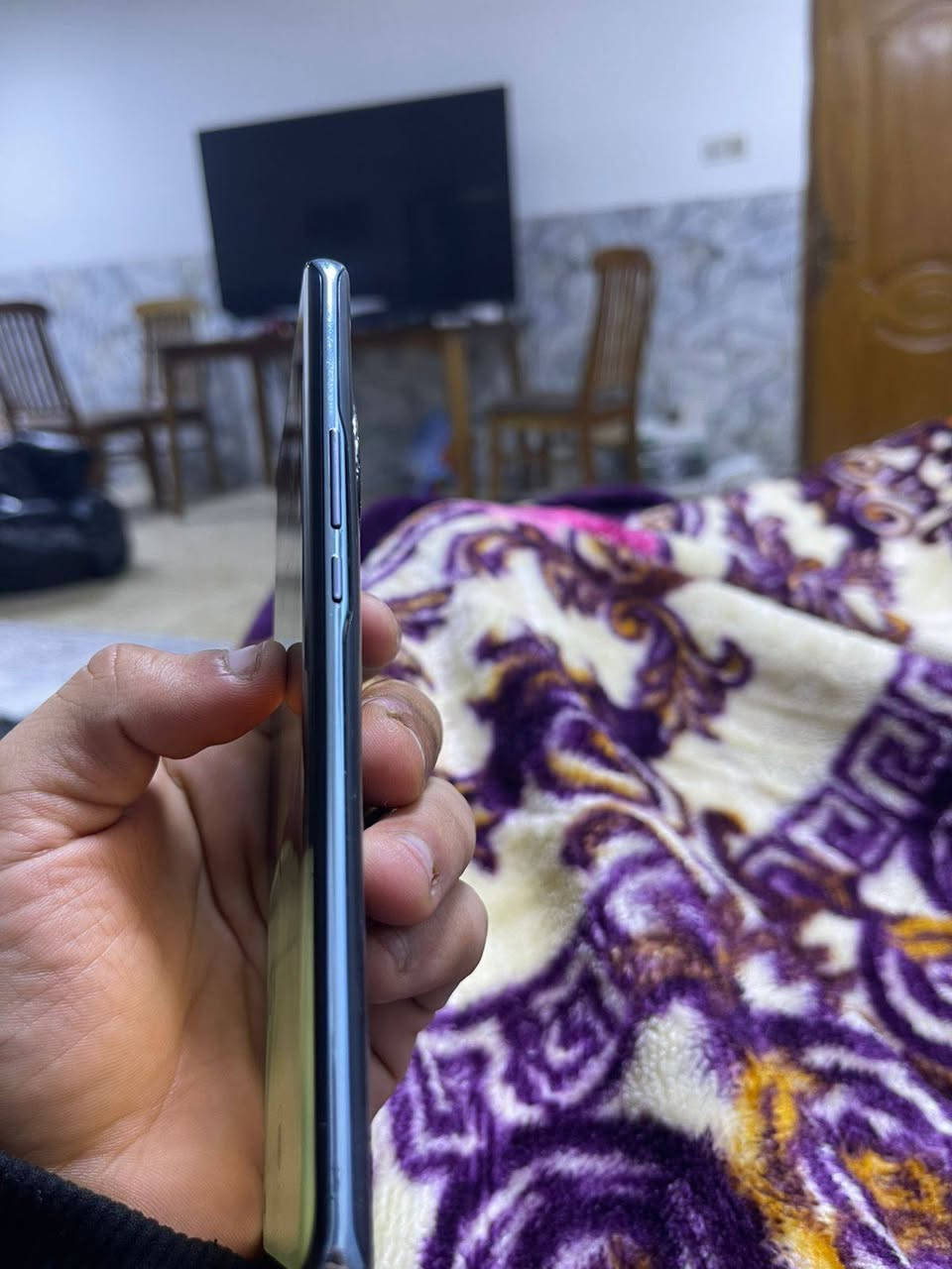 سلام عليكم من رخصت الادمن هونر 9B لبيع فقط مبدل شاشه وهاي شروك بضهر سعر 170 وبي مجال رقم *********** متواجد وتساب وع لخط .
