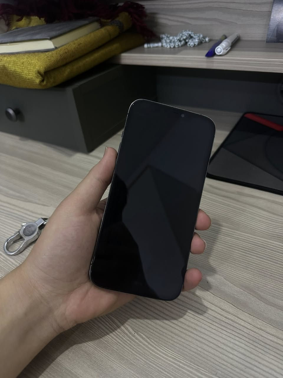 بيع او مراوس ويا ايفون 256 فقط
ايفون 12 pro max ذاكرة 128 
مبدل شاشة درجة ثانية + بطارية اصلي درجة ارلى  + كاميرات تفصيخ شركة
ضمان شامل بالشرط
السعر ٣٣٠ الف


**إذا كنت صاحب هذا الإعلان وتريد حذفه لأي سبب، رجاءا أرسل رسالة إلى الدعم الفني**