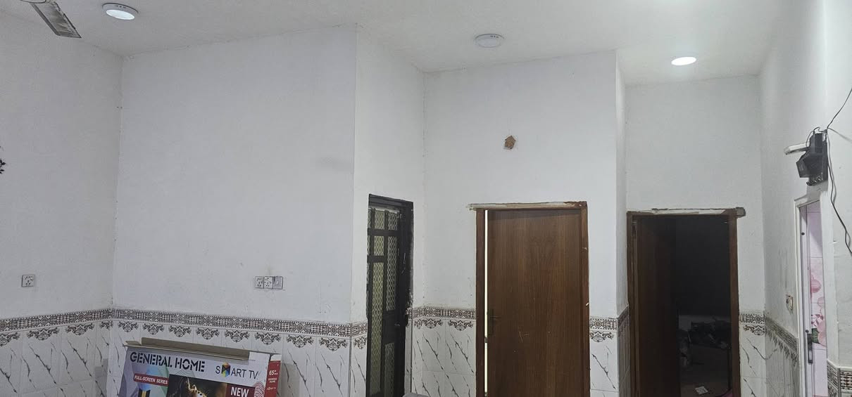 يالله
يعلن مكتب عقارات الثقلين
 عن توفر 
 بيت 🏠 للايجار في الجزيرة الفيروزية قرب الجسر الأول مساحة 200 متر سعر الإيجار 350 الف للاستفسار اتصال ***********ابو شمس
عنوان المكتب الجزيرة شط العرب الفيروزية قبل لا تعبر الجسر الاول على اليمين ركن شارع ٧ البصرة, العراق
