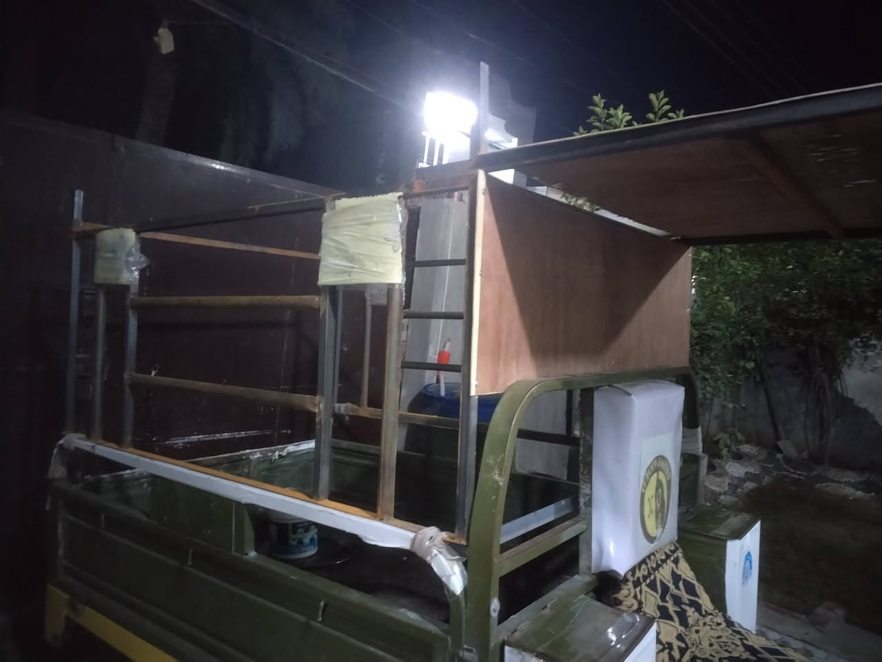 محجر ستوته للبيع تفصال كامل قمريه ورباط مكاني بابل قضاء جبله سعر 70 وبي مجال لشراي رقمي ***********
