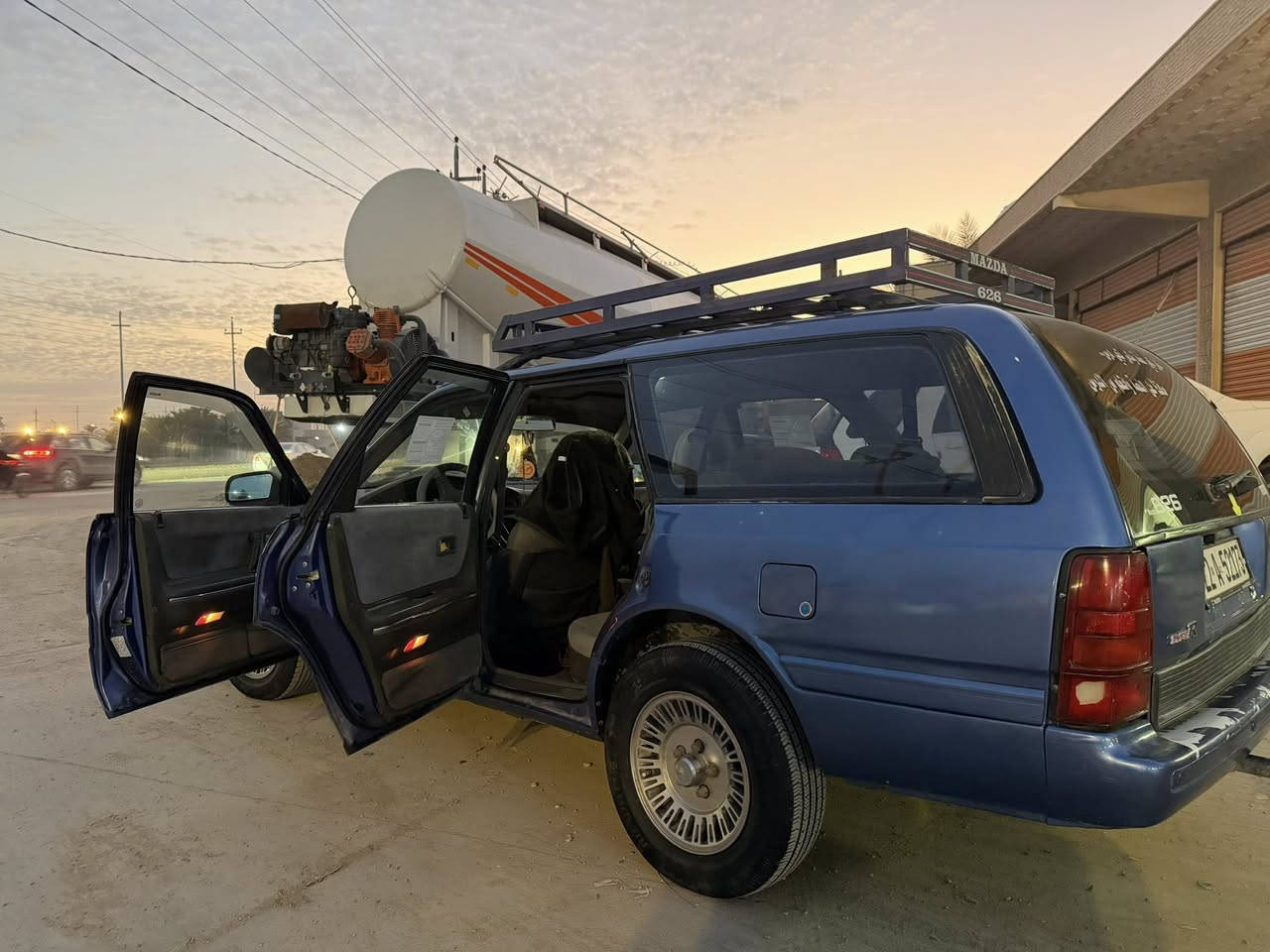 سلام عليكم ورحمه الله وبركاته
مازدا استيشن رقم اربيل سنويه 2030
تحويل مباشر
تدفئه تبريد محرك وكير خير من الله ترايك للبصرة
محرك 12ولف 
مصبوغه احزام للجماليه فقط
بدون خياس معمر جديد 
سعر السياره 53ورقه بي مجال قليل
مكان السياره ديالى خانقين
***********
واتس اب
