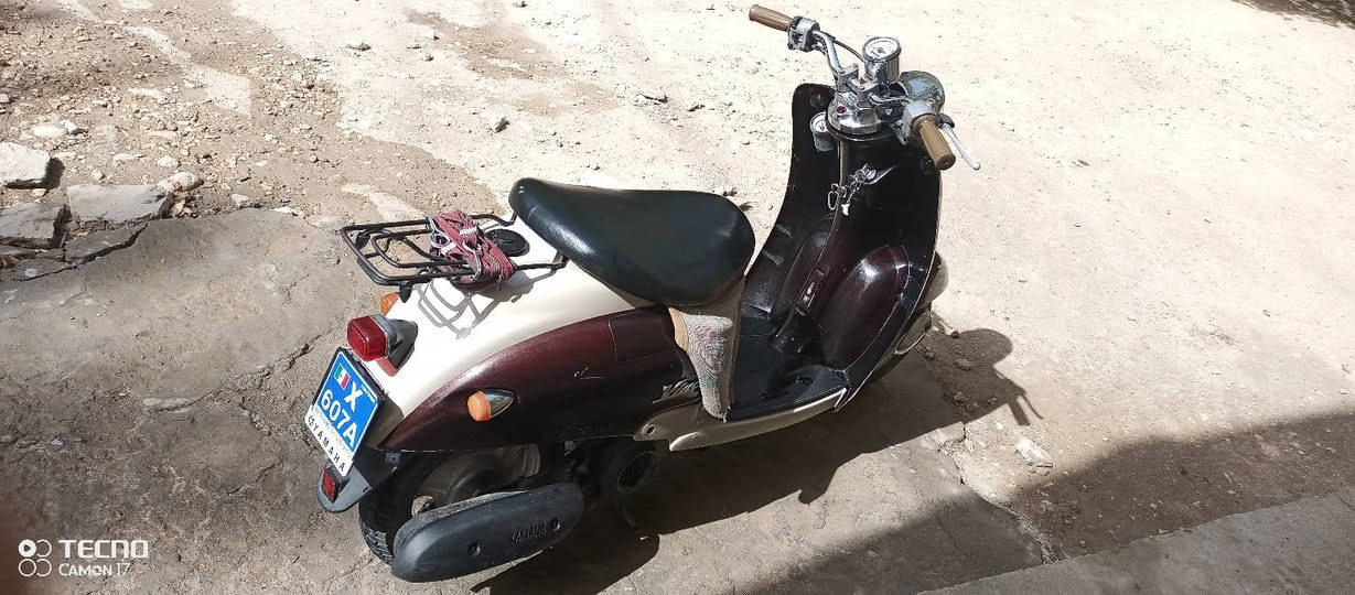 كلاسيك موديل 2000 برغي مامفتوح بيه وصله هم موجود صارله 11شهر نازله حاويه الاتصال ***********
