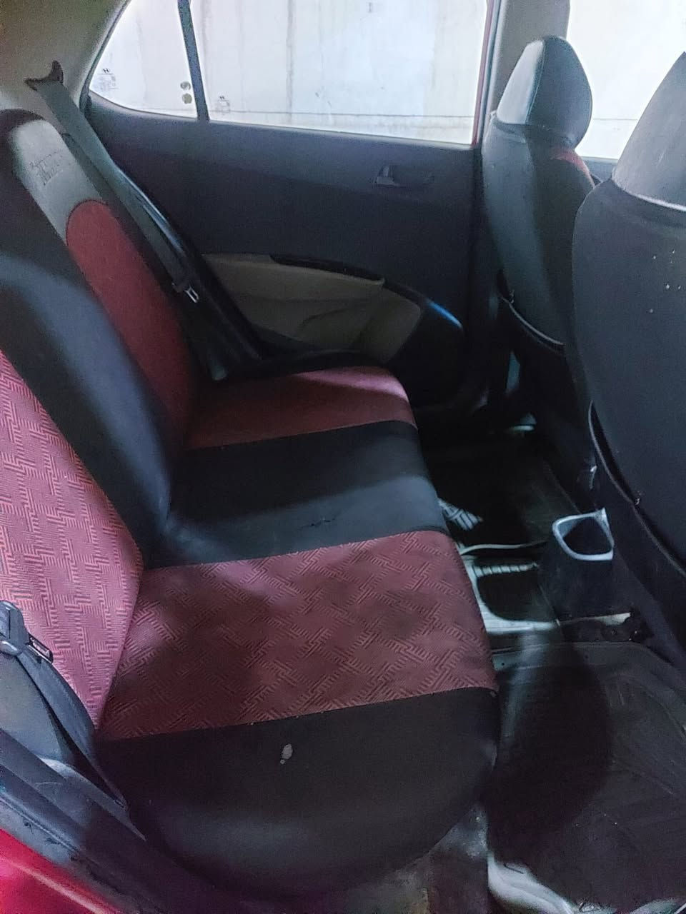 سلام عليكم عندي هاي السيارة موديل ٢٠١٥استخدام قليل جداً لاصبغ والاتبديل والابارد والااي شي مكينة كير تبريد خير من الله السيارة عله وضع الشركة سعر٩٠ورقة مكاني بغداد الكرخ***********
