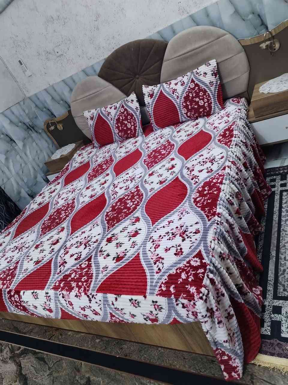 فرشه خاولي مقلم درجه اولى بيه تلبيسه ولاستيكه من أربع جوانب حسب القياسات المطلوبه اخيط
متوفره نقشات وألوان الحجز خاص وتداللون ⭐
متوفره خدمه 🚚 توصيل 
📞☎️***********
ام رسول الخياطه المفروشات
