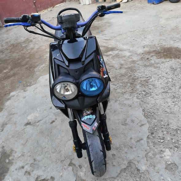 السلام عليكم سكنس جبلي للبيع مكاني واسط السعر 1500 كدامك كلشي وبل حقيقه الله شاهد احله من الصوره ***********
