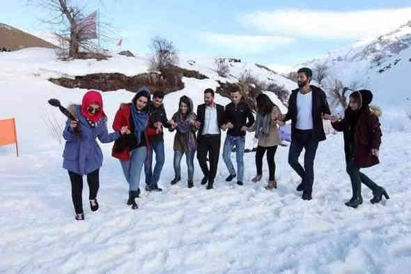 ✈️تعلن مكتب الشافعي للسياحة والسفر ✈️....
رحلة رأس السنة الميلادي 
  🎼🎼🎼🎼🎼🎼🎼🎼🎼🎼🎼🎼
                   الى عشاق الثلوج ⛷️

      💪🏻دع القيادة لنا🚌 وتمتع برحلتك🥰
         كروب الرسمس  ب 85 الف 
              ✈️  الشافعي للسياحة والسفر ✈️
             😍مع عروضها الجديدة 😍

            💫تعال ويانة ومراح تنسانا 💫
     ☎️وفرنالك الحجز عن طريق التليفون ☎️
‏           🚨  سفراتنا الى شمال العراق
-----------------------------------------------
 ⭕️المقاعد محدودة سارع في الحجز⭕️
             🔸اربيل أرض الجمال 🔸
          ✨الاثنين 2025/12/29✨
            💢 ⚡️بسعر 85الف ⚡️💢

🏨فنادق ديلوكس 🏨🎊
-----------------------------------------------
-----------------------------------------------
   💢  🩸 مصداقية الكلام غايتنا  🩸💢
         👨‍👨‍👧‍👧  🔴للعوائل ⭐️فقط 🔴👨‍👨‍👧‍👧
🔴(برنامج.. اربيل..شقلاوه..دهوك) 🔴
💢اليوم  الاول / •مجدي مول•مجدي لاند،،،، 
صالة التزلج 🏂🏂

💢اليوم الثاني /مصايف اربيل •خليفان•بيخال..جبل كورك •منتجع راوندوز •شنكل بانة •شنكل بوب  •كلي علي بيك•شقلاوة•🎢🏔⛱️🎡⚽
جبال حاج عمران الثلجيه (إختياري) 

💢اليوم الثالث /🏞دهوك•قضاء عقره 
مصيف سيبه كلي زنطة•بيرس•بيجيل••
                 ( برنامج إختياري) 

•فاملي مول•مدينة العاب فاملي فان•حديقة الحيوانات •(البرنامج المسائي) 

اليوم الرابع/ برنامج حر للمسافر🥰
او الذهاب إلى السليمانية 
 رحلة أختياريه وليست أجباريه الى السليمانية سد دوكان 
اليوم الخامس/العوده الى محافظتنا العزيزه بابل تاركين أجمل الذكريات واللحظات الجميله
-----------------------------------------------•••••••••••••••••••••••••••••••••••••••••••••••
⚡️كل هاذ بسعر 85الف يشمل ⚡️
١_ ذهاب و عوده باصات حديثه مكيفة
٢_نقل وجولات سياحية صباحية ومسائية 🏊🏻‍♀️😋
٣_ فنادق ديلوكس 4 نجوم
٤_ فطور صباحي اوبن بوفيه طيلة ايام السفرة🍱🍳
٥_ كادر سياحي متميز في مجال السياحة 💪🏻💪🏻
٦_ حفله خاصه بعوائل شركة(اختياريه)
٧_تنفيد برنامج خاص بشركتنا وليس تجمع شركات
٨_جوائز وهدايا والمزيد من المفاجئات 🎁🎉
٩_       مع  اجرائات السلامه خلال الرحله 
               
🔻🔻🔻🔻🔻🔻🔻🔻🔻🔻🔻🔻🔻🔻
#ملاحظة
              الأطفال لغاية 5 سنوات مجانآ
( ومن 6 إلى 9 نصف السعر مقعد في الباص فقط)
——————————————————-
�الاتصال على هواتف الشركة�
☎️() ☎️()
***********
*********** واتساب
