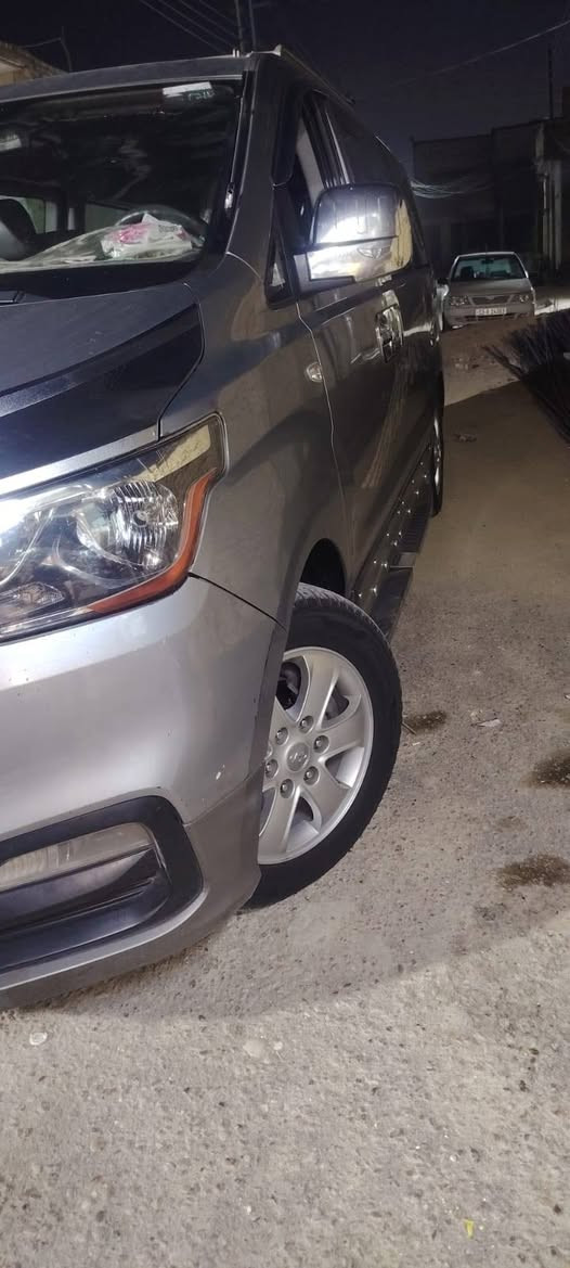 سلام عليكم البيع ستاركس موديل ٢١ورك مكينه دبلو بلاديه قطعتين صبغ كوريه فقط سياره جاهزه رقم انكليزي بابل بسمي سعر خاص مكان ميسان مركزي المدينه *********** رقم ابو علي
