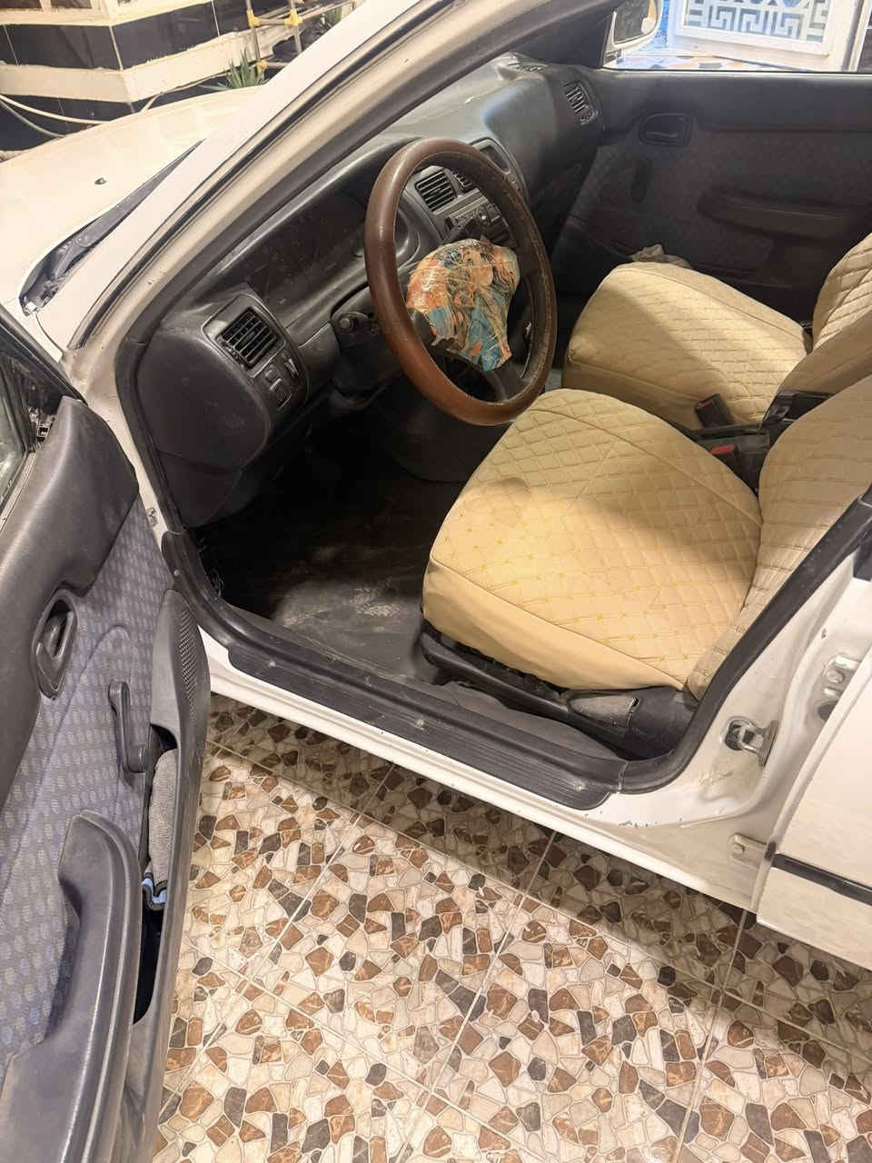 كورله للبيع موديل1994مصبوغه عام بيه بابين مبدله رقم انبارمميز بسمي هزه فحص جديد دوشمه جديد تخم تايرعنبار بريك جديد مشط ستيرن جديد محرك كفاله وكيرمكان الحبانيه السعر48 بيه مجال قليل


**إذا كنت صاحب هذا الإعلان وتريد حذفه لأي سبب، رجاءا أرسل رسالة إلى الدعم الفني**