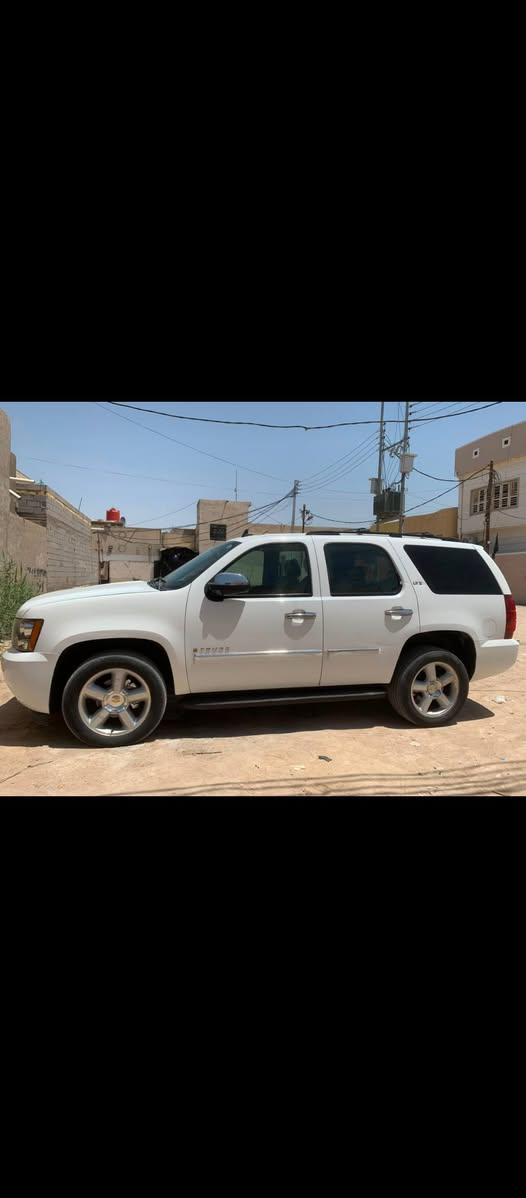 تاهـو 2007 LTZ فـول مواصفات فتحـة صندوق كهربائـي كفالـة من الضربـة والتبديل جاهزة مكينـة كير حدادة رقم
اربيل دولـي سنويـة للـ2030 تحويل او وكالة
للبيـع او لمراوس السعر 165 وبيهه مجال قليل 
مكاني البصرة ابو الخصيب ه‍ـ***********
