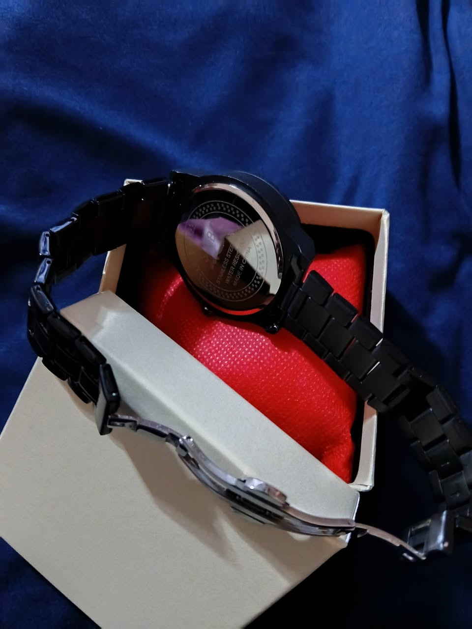 ساعه بهذا الشكل باله امزون سعره ٢٥ الف مع توصيل خاص موجود


**إذا كنت صاحب هذا الإعلان وتريد حذفه لأي سبب، رجاءا أرسل رسالة إلى الدعم الفني**