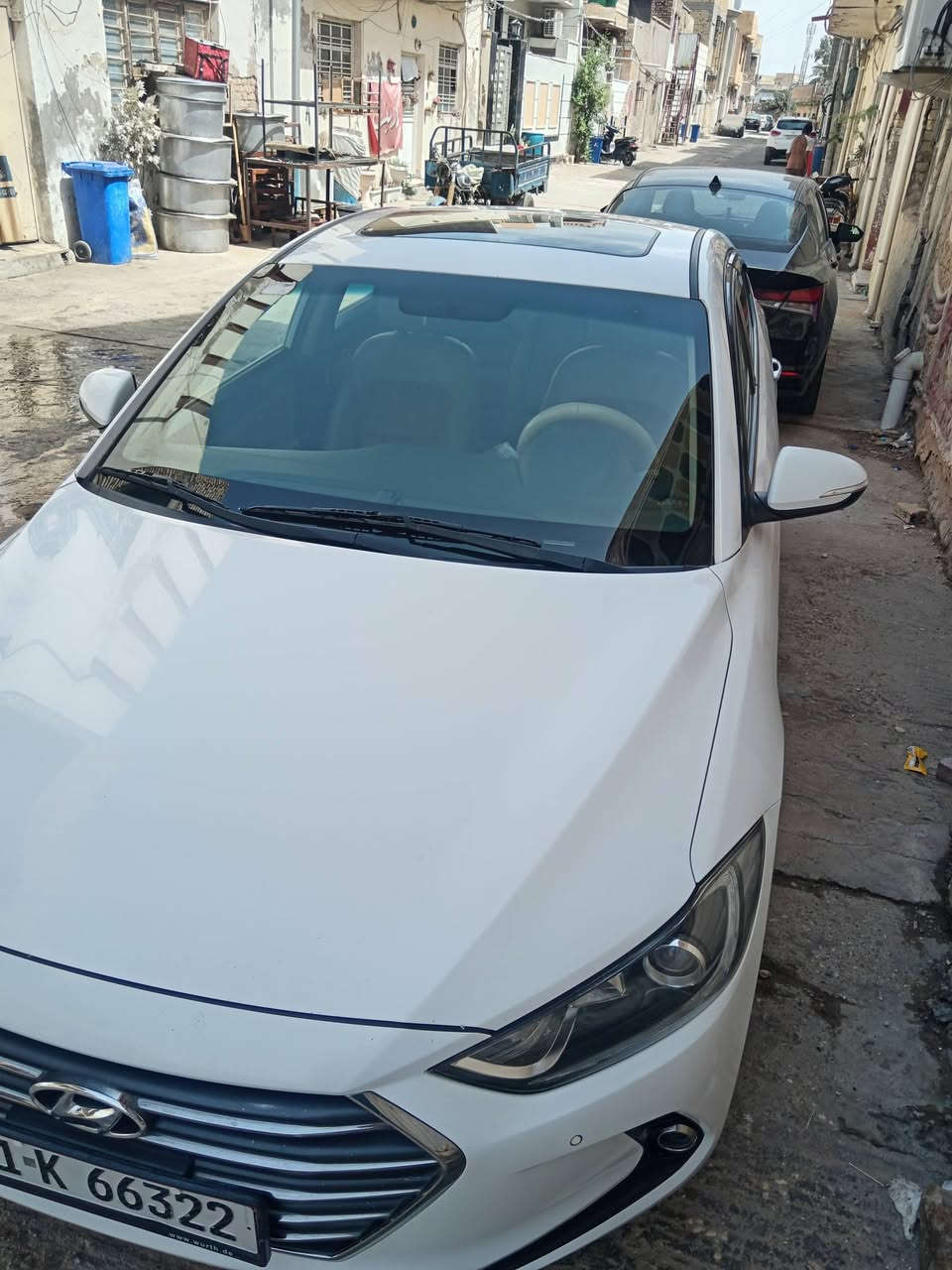 سلام عليكم شباب عندي النتره 2018 خليجي رقم بغداد مشروع وطني مكفوله كفاله عامه مواصفات فتحه قطعتين تبريد اشاير مري محرك 2000 تخم تاير زنون سياره احلا من صورالسعر 154تلفون ***********

