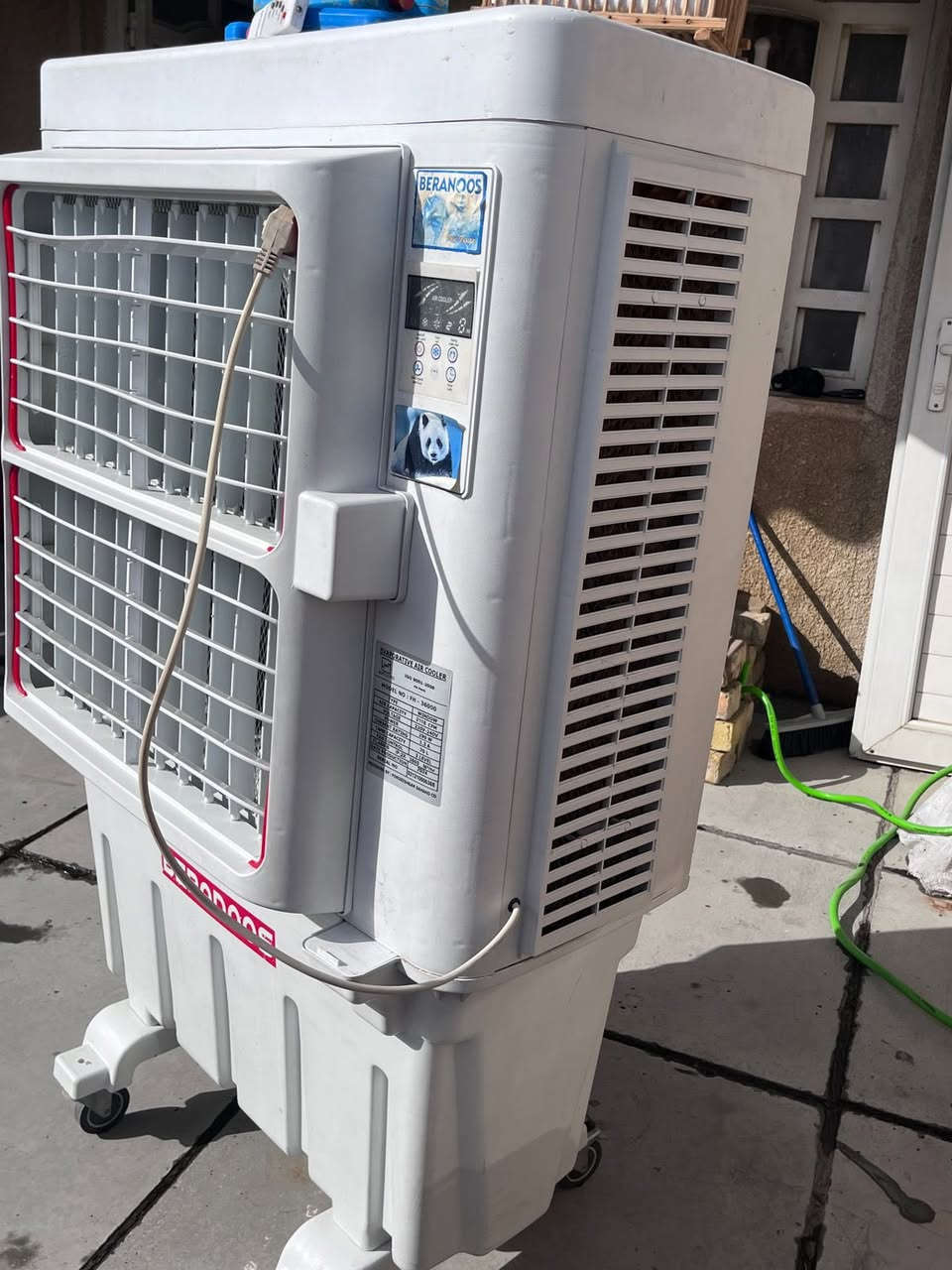 مبرده  نضيفه ومابيها عطل كلش قليل مستعمله سعرها ٢٢٥ وبيها مجال


**إذا كنت صاحب هذا الإعلان وتريد حذفه لأي سبب، رجاءا أرسل رسالة إلى الدعم الفني**