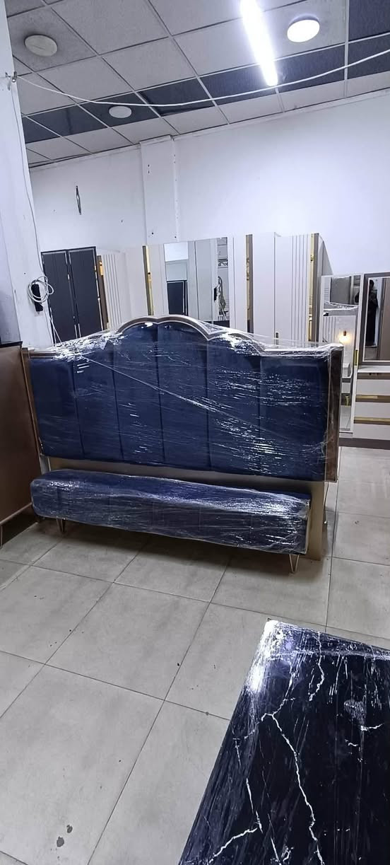 السلام عليكم .غرفة نوم تركية نفرين 8.قطع مستخدمه.شد ونقل مجاني  -العنوان حي البكر .قرب محطة ايلاف.التواصل عبر الارقام التاليه فقط..
***********
‏‪0775 855 3083‬‏
***********
