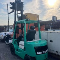 رافعه شوكيه • ٣ طن • مكينه بلاديه