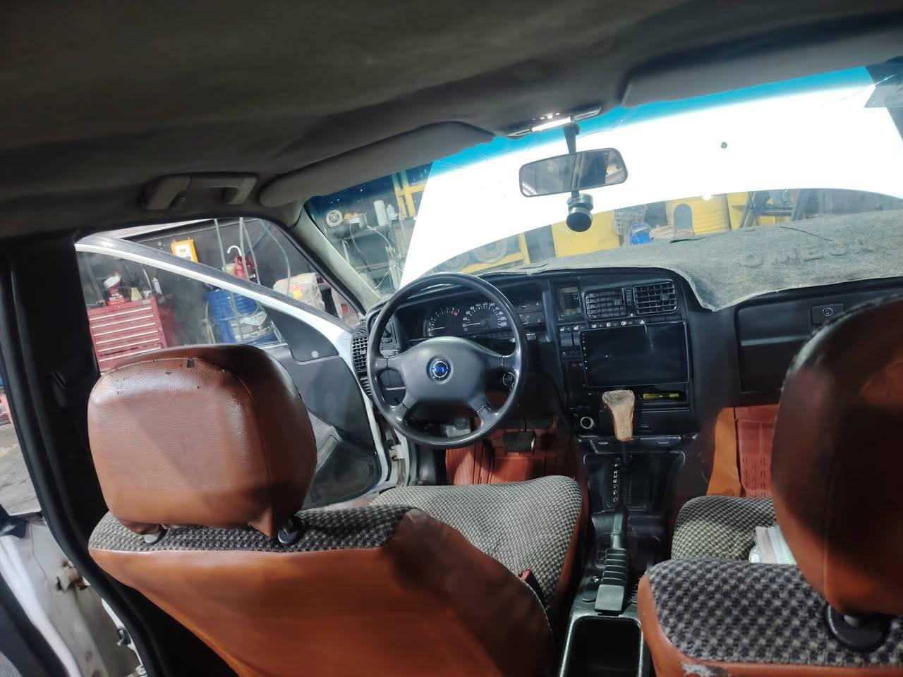 اوبل اوميكا ١٩٩٢ مكينه٢٠٠٠
منضومه تبريد جديده ثلج

رقم بغداد مميز 

سعر 45 بيه مجال ***********
