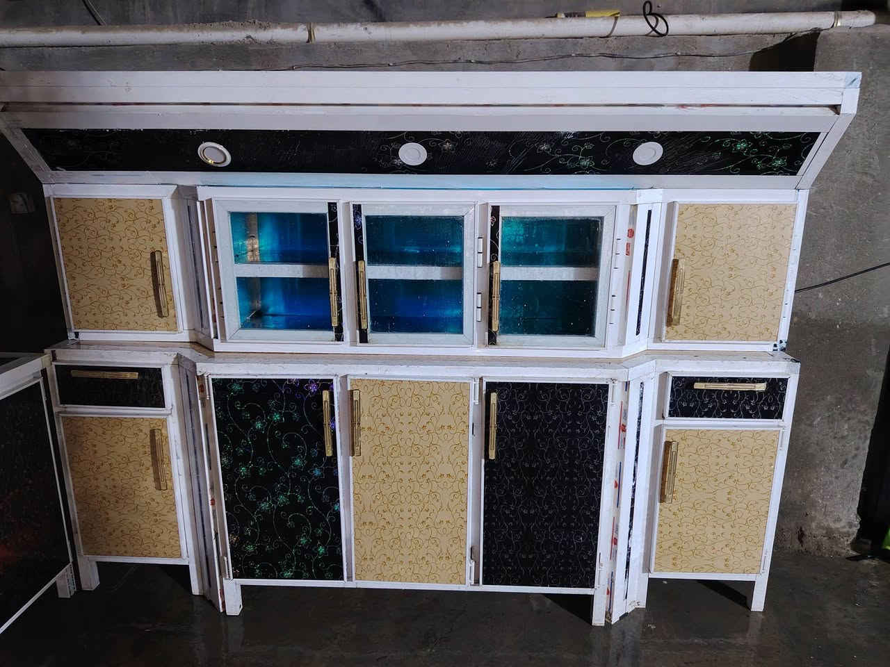 كاونتر المنيوم تسكام مو سوكي للبيع للإستفسار الاتصال على الرقم *********** او *********** او وات ساب
