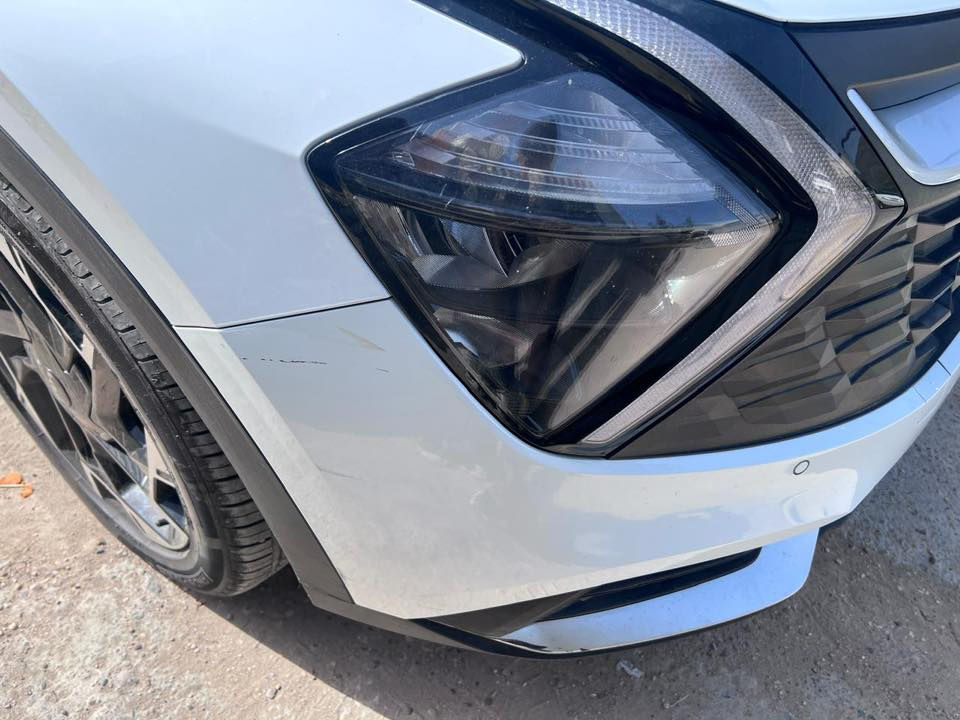 كيا سبورتج موديل ٢٠٢٣ خليجي شركة نيم
رقم اربيل جديد وسنوية بأسمي 
فول مواصفات بانوراما وكراسي كهرباء وتدفئة 
قبق جنطة كهرباء 
ماشية ٥٤ الف كيلو 
السيارة كفالة عامة عدا بارد موضح بالصور 
مكان بغداد حي اور 
***********
السعر ٢٢٠٠٠
