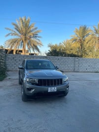 جيب لاريدو ١٣ السعر ١٣٨  سياره بيه صبغ صفحه بدون دواخل بدون ضربه سياره...