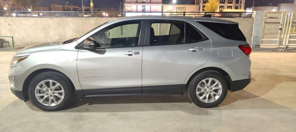 السلام عليكم
النوع:كوينكس 
الموديل:2020
رقم واسط ب اسمي 
الضرر:-
مبدل جاملغ صفحه اليمنى 
باب وبنيد مصبوغات اثر جراد 
ومعجون بل جنطه موضح بل صور 
ضربتها حلوه والباقي مكفول لغود دواخل غيرها مابيها شي 
سياره مكانها واسط كوت مركز المدينه وكلشي موضحه بل صور للاستفسار اكثر راسلني واتساب ***********
السعر💸:140 وبيها مجال
