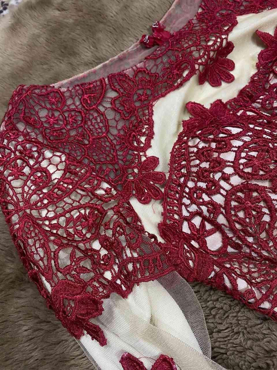 فستاًن مبطن مقاس ٤٠/٤٢ جديد لبسه وحده والو شاحط طويل للبيع ١٣ دينار شامل توصيل لاي مكان


**إذا كنت صاحب هذا الإعلان وتريد حذفه لأي سبب، رجاءا أرسل رسالة إلى الدعم الفني**