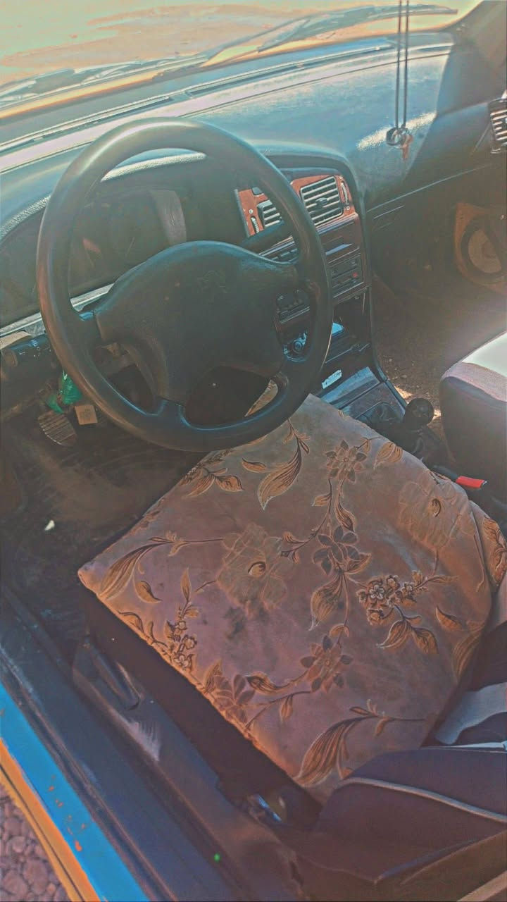 بيجو باص موديل 2015 سنويه باسمي رقم بغداد ب30 رقمي ***********
