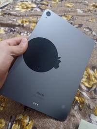 ايباد اير 5 • ٦٤ جيجا • شاشة ١١