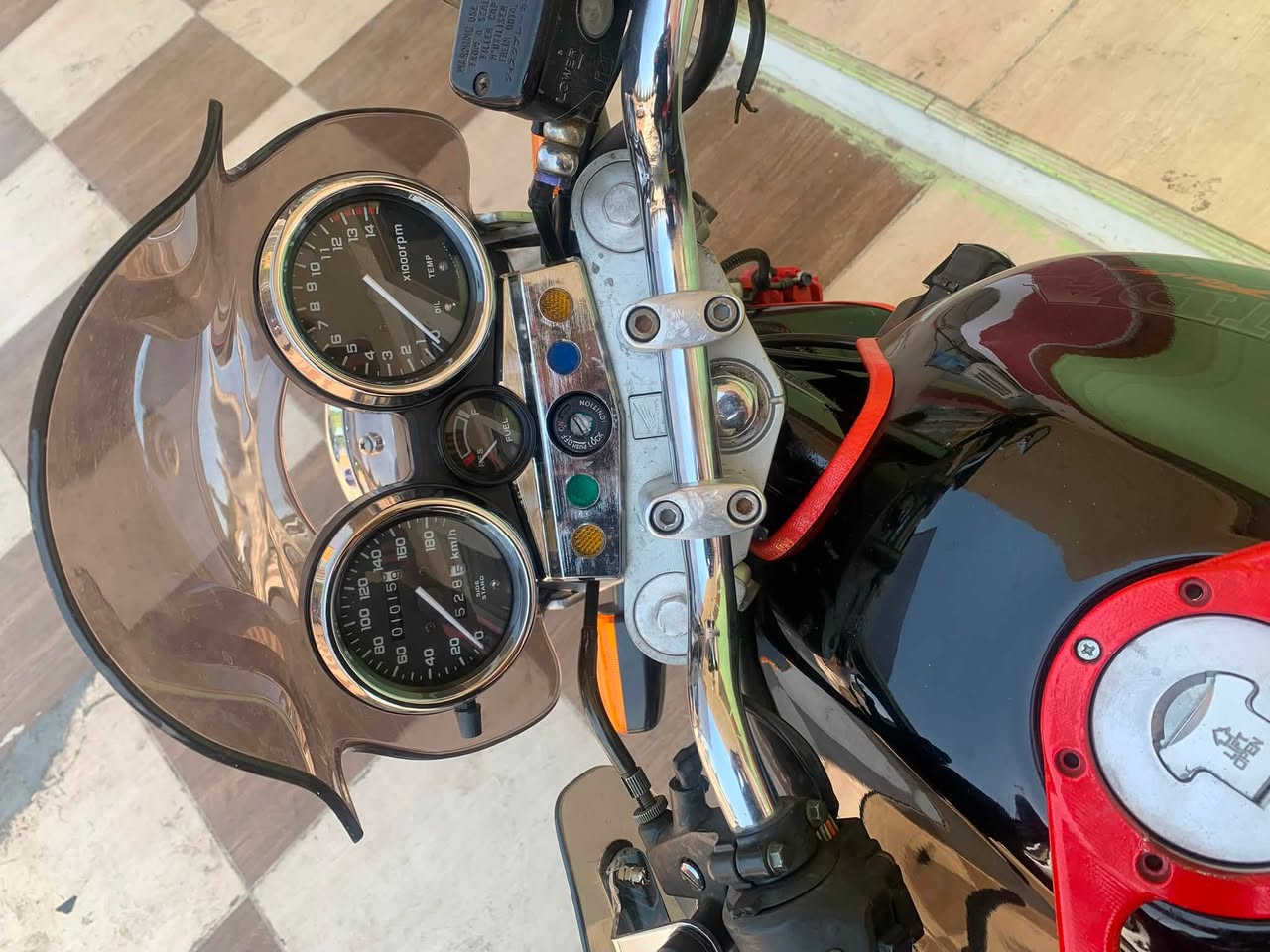 سلام عليكم ئادمين موقع اربيل
Cb400
موديل 1998
كامل سپورت  بدوون حادث كلشي جديد تعبت علي بس عه يار قبخ فيرس بدون دخان بدون صوت 
سعر (14$ورقه )قفل ***********

