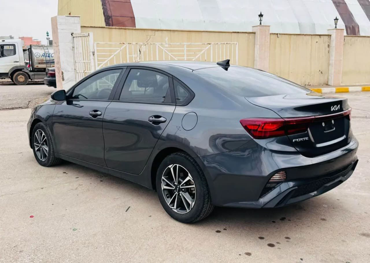 اقساد مقدمة 85 بلشهر 3 
كيا فورتي 2024 سيارة نظيف 
حيل حيل سيارة بي قطعتين بدون دواخل
اقساد فقط ساكن موصل 
***********
***********
بارك الله بيكم بس شراي يتصل
