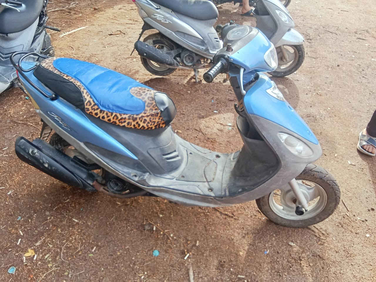 ماكس قجمه.     بوشه 55 كلجات رياضيه.    كلشي شغال سلف هندر.      سعر 625.    تفاصيل خاص


**إذا كنت صاحب هذا الإعلان وتريد حذفه لأي سبب، رجاءا أرسل رسالة إلى الدعم الفني**