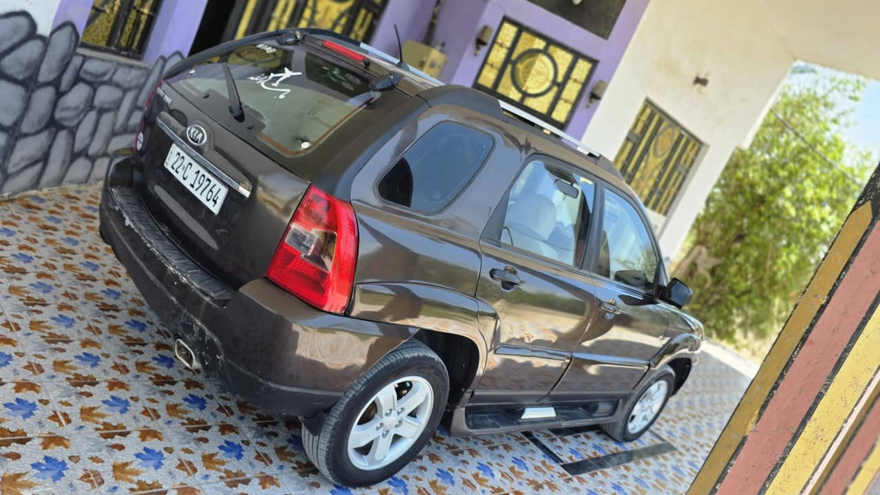 سبورتج خليجي موديل 2009
محرك 2000 دوش 
رقم اربيل الجديد بأسمي هزه جديده 
السياره بيهه ٣مكانات صبغ بدون دواخل 
السعر 88 ورقه 
السياره جاهزه من كلشي تبريد صدر حداديه 
تخم تاير 
مكان السياره بغداد اليوسفيه 
***********
***********
