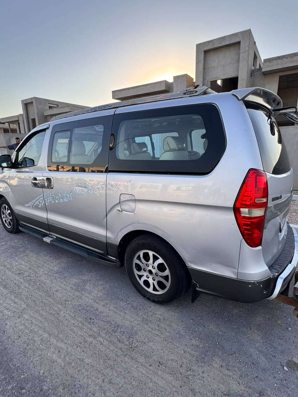 #الجميع استاركر للبيع موديل ٢٠٠٩. مكينه سبلاين كير اوتماتيك  السياره جهازه من كلشي، تبريد دوشمه عامه  ***********

