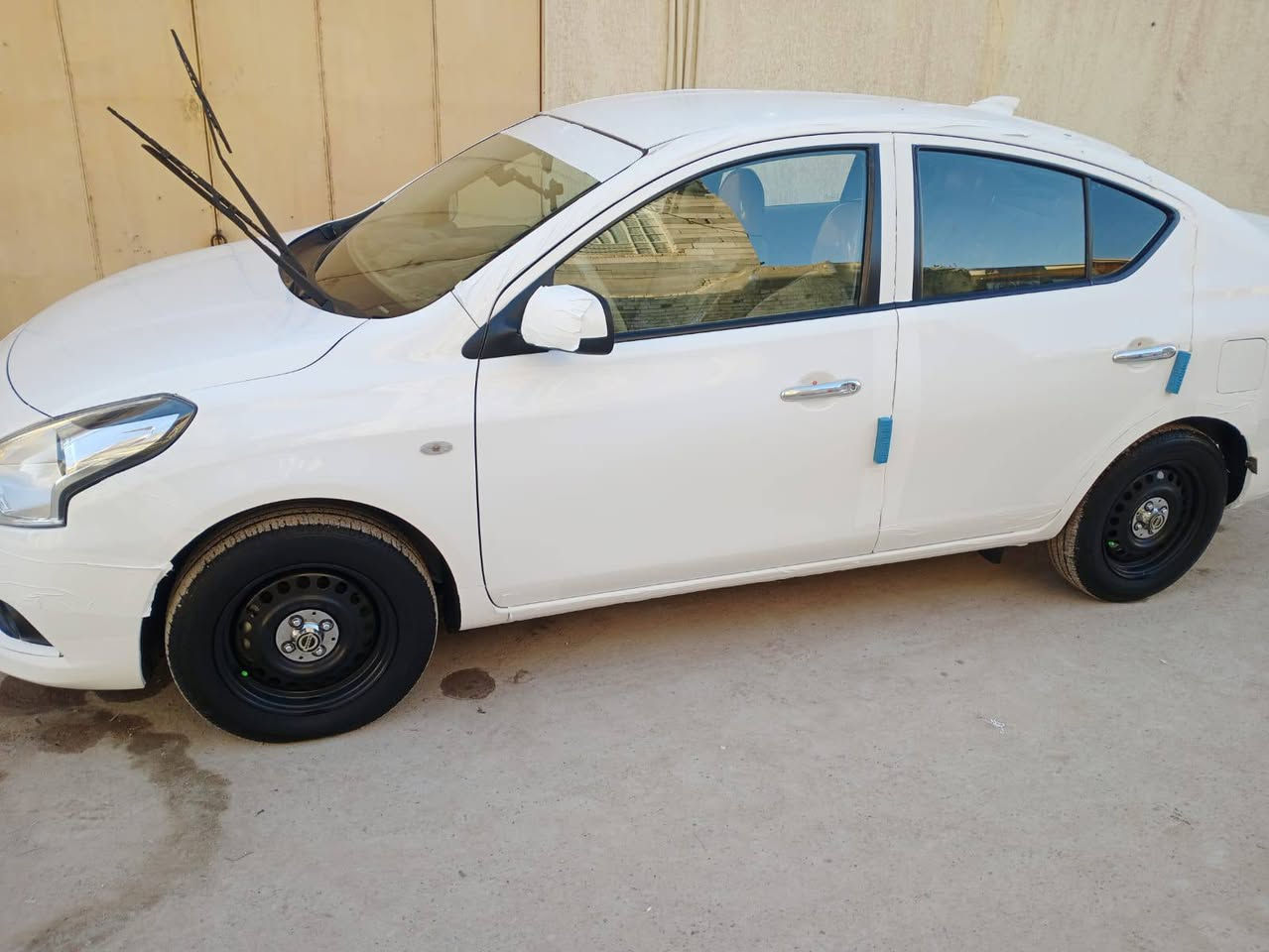 للبيع سيارة النوع نيسان صني موديل 24 كفاله عامه من كلشي السعر 125 بيهه مجال


**إذا كنت صاحب هذا الإعلان وتريد حذفه لأي سبب، رجاءا أرسل رسالة إلى الدعم الفني**