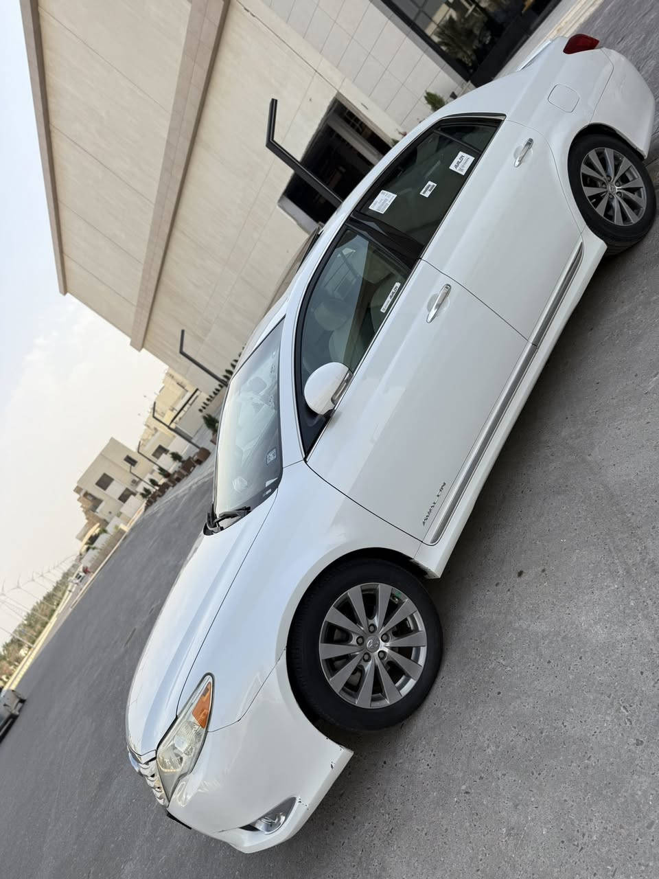 افلون 2012 الون الابيض
وارد امريكي الضرر قطعه وحده 
تبديل بلادي (جاملغ امامي) 
بدون ضرر داخلي بدون اريباك
فول مواصفات سياره ع البلادي 
تحويل ثاني يوم +وكاله 
رقم دولي +هزه سنويه جديد 
المواصفات 
فتحه سقف 
داخل ملكي
 تحكمات ستيرن 
تبريد تدفئه  
سياره مال بيت تخبل 
صدر امامي خلفي جديد تخم تاير 
مكان السياره/ صلاح الدين .تكريت 
الاستفسار ***********
ملاحضه .الخاص مهمل
